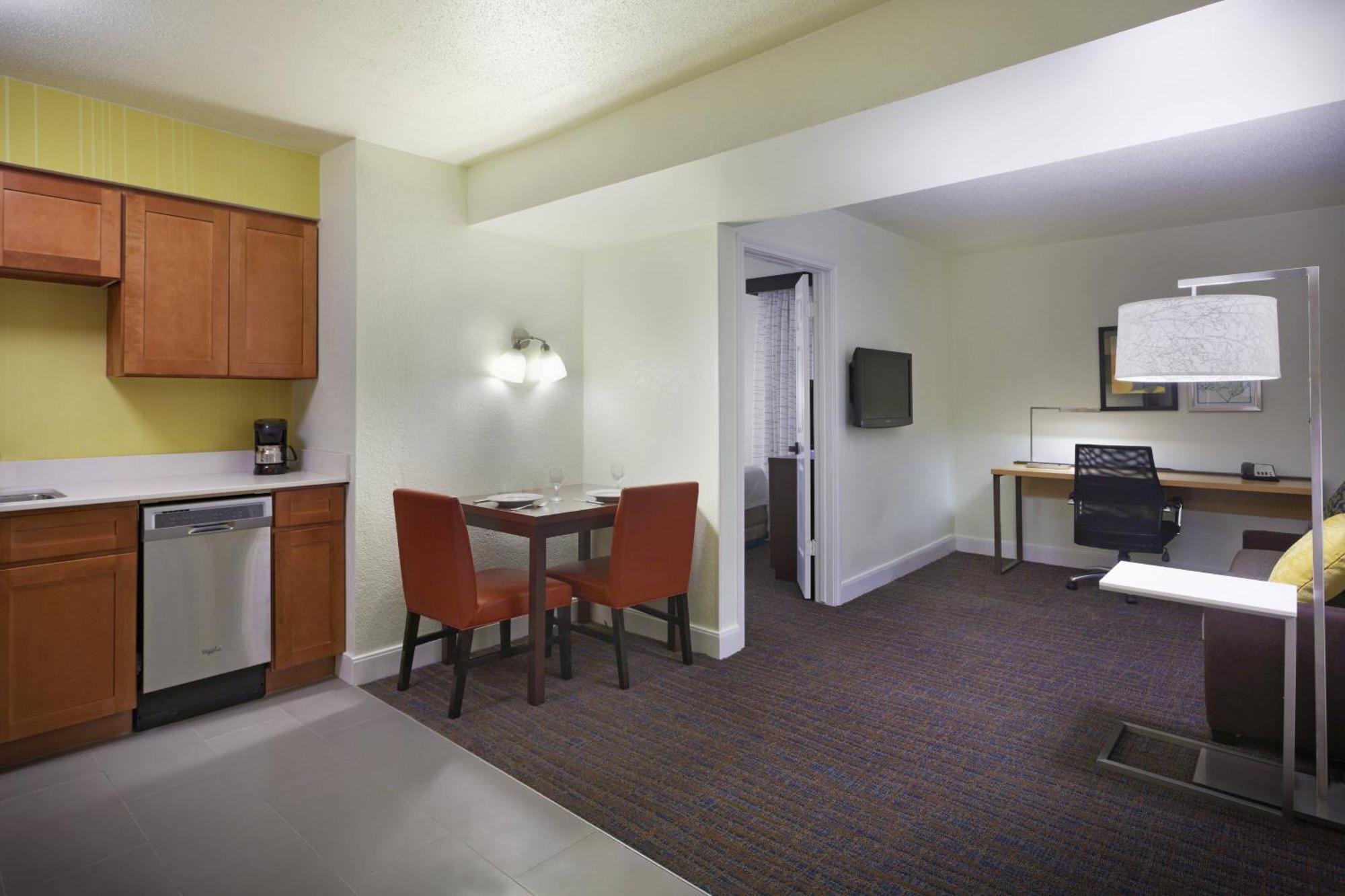Residence Inn Houston By The Galleria Exteriör bild